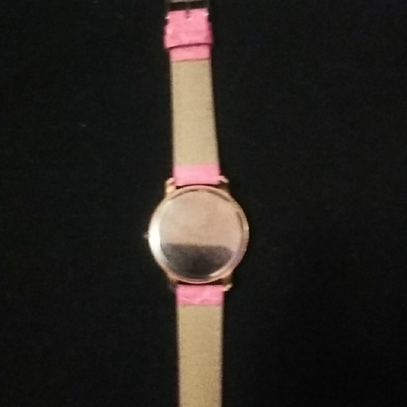 Watch - Picture 2 of 3